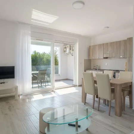 Apartmanska Kuca Luna Bibinje