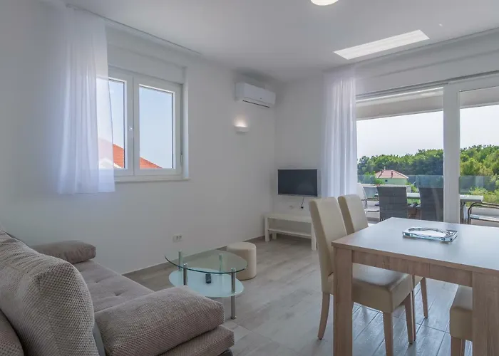 Apartmanska Kuca Luna Apartament *