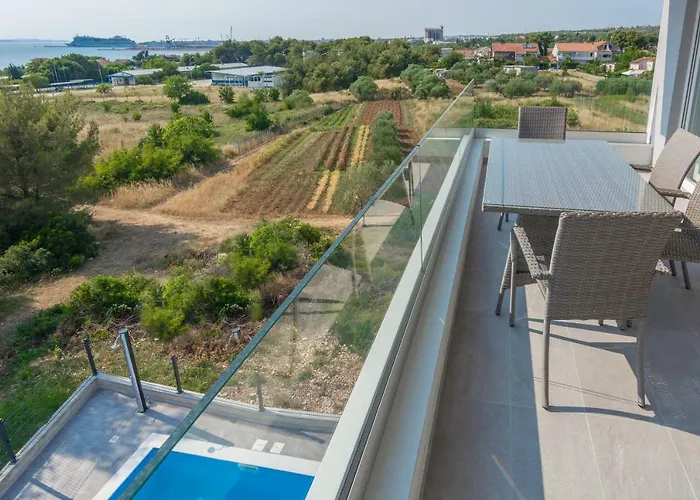 Apartment Apartmanska Kuca Luna Bibinje