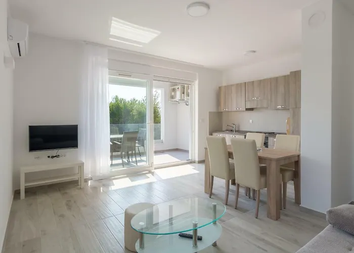 Apartmanska Kuca Luna Bibinje